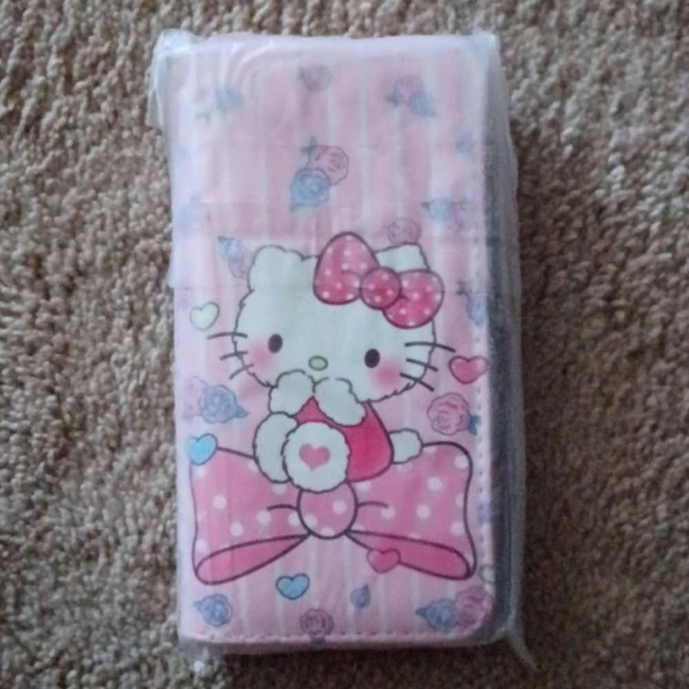 Hello Kitty Wallet NWT
